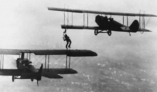 Illustration for article titled This Date in Aviation History: November 11 - November 14